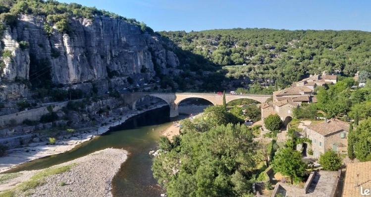 Gite « Les Rives De L'Ardeche » Ucel Exterior photo